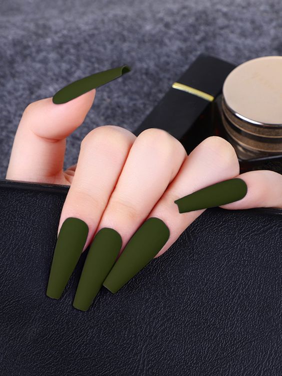 رنگ سبز زیتونی - Olive Green